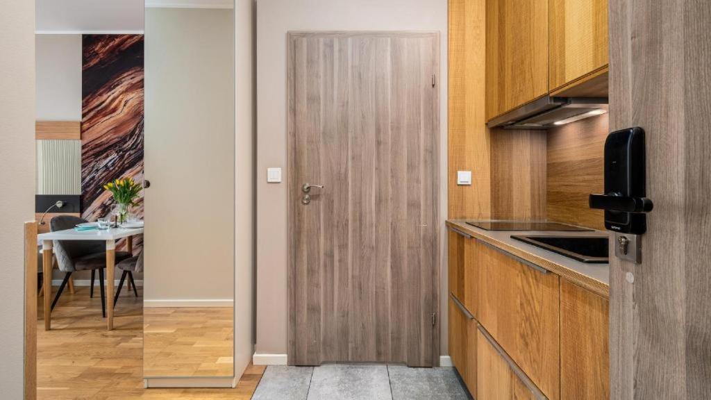 Deluxe Apartments Free Parking Βαρσοβία Εξωτερικό φωτογραφία